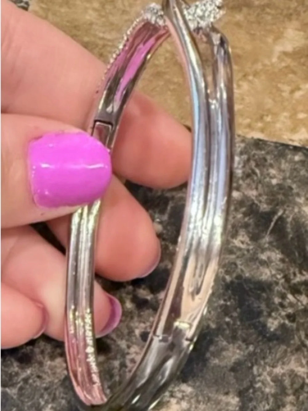 Kate Spade Get Connected
Pave Loop Bangle - EUC - Picture 5 of 15